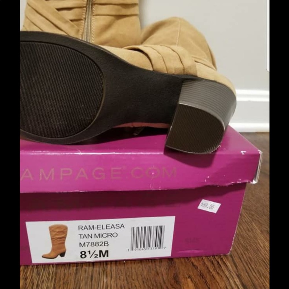 Tan suede Boots